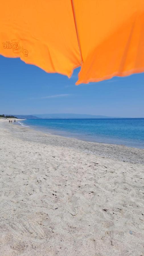 L'Isola Dei Vacanzieri Sant'Andrea Apostolo dello Ionio Eksteriør billede